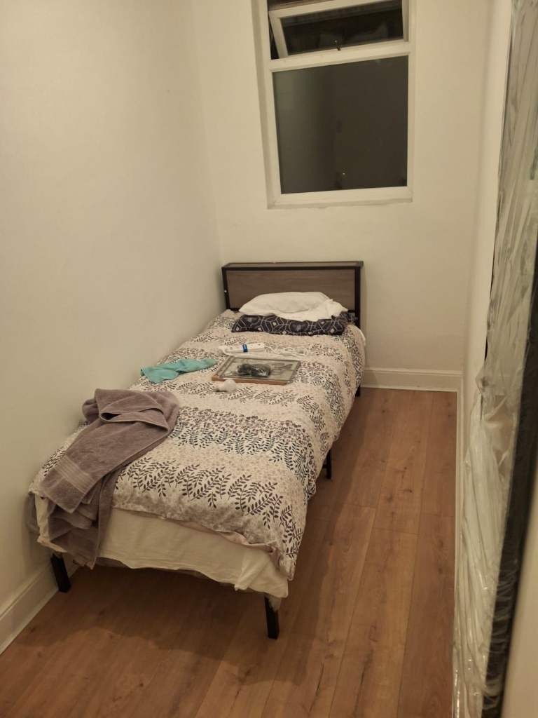 RENOVATED 2-BEDROOM HOUSE – MEXBOROUGH S64 9RD✨