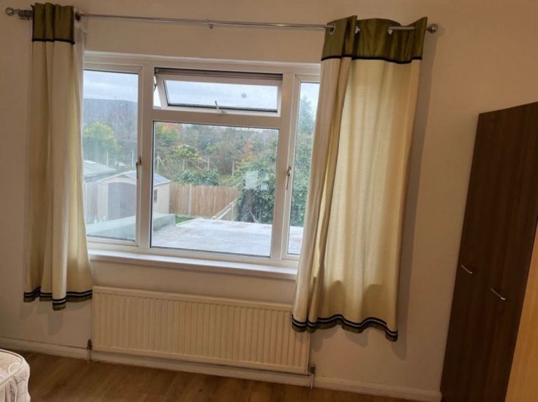 Double Room (TW3 4LU)