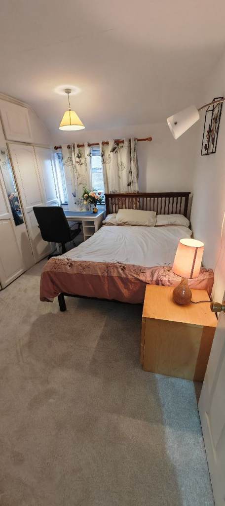 SINGLE PROFESSIONAL LODGER WANTED | UB7 9ES | WEST DRAYTON