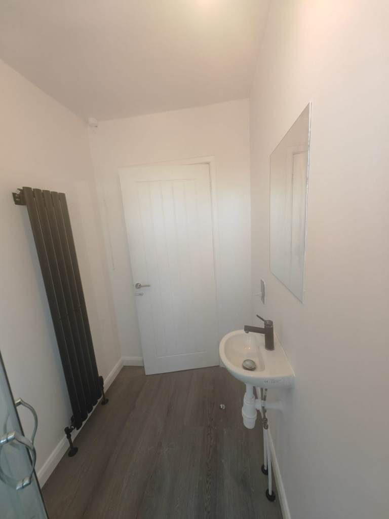 🏡 Furnished 2-Bedroom Flat  to Rent – Rushden, NN10 9QG
