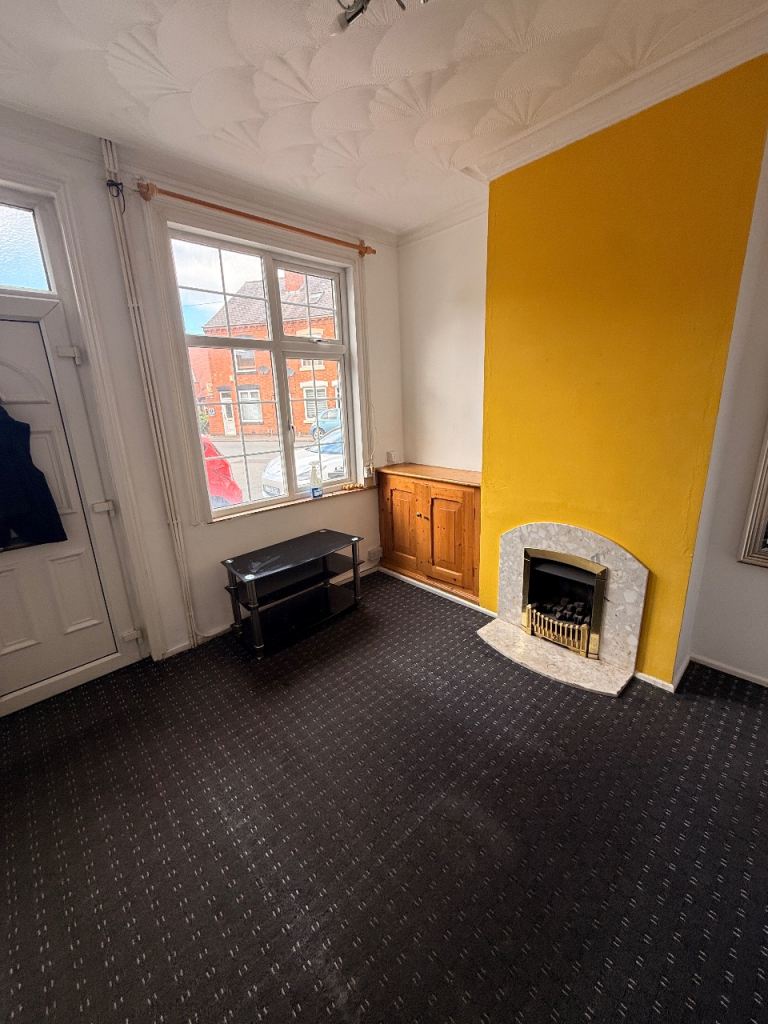 🏡 Spacious 2-Bedroom Terraced House to Rent | 2 Bathrooms | Aylestone, Leicester LE2 8AL | Available Now!