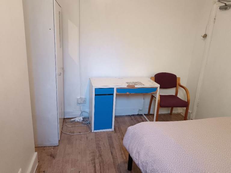 🏠 DOUBLE ROOM TO RENT – GREEN STREET, Plaistow E13 9DA