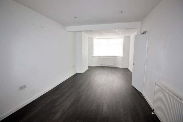 Excellent condition 3 Bedroom House to Rent – Alfall Road, Coventry – £1,350 PCM (CV2 3GF)