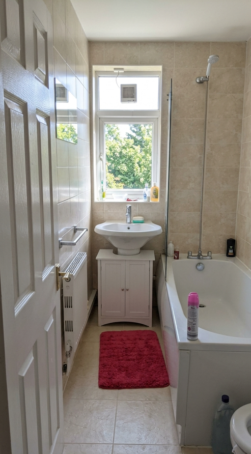 Single room to let in Roehampton (SW15 4BW)