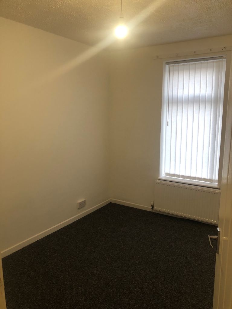 3/4 bedroom terraced house at Hardman Street, Failsworth M35 0BB