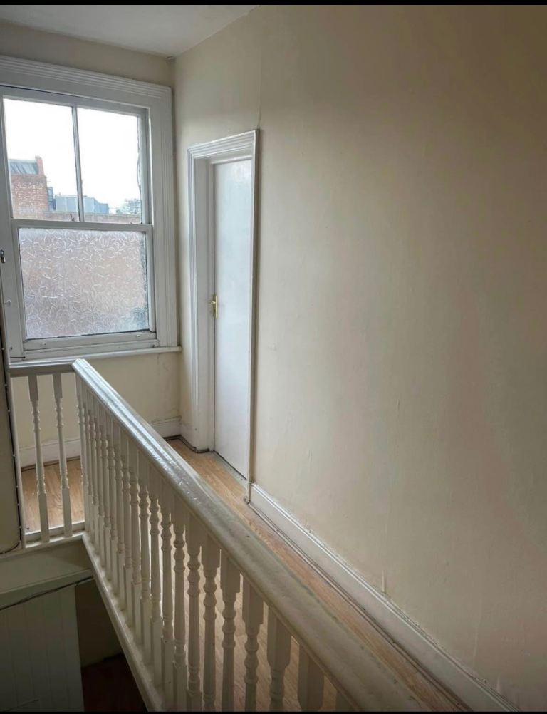 Double bedroom available in fully furnished property (UB1 1JR)
