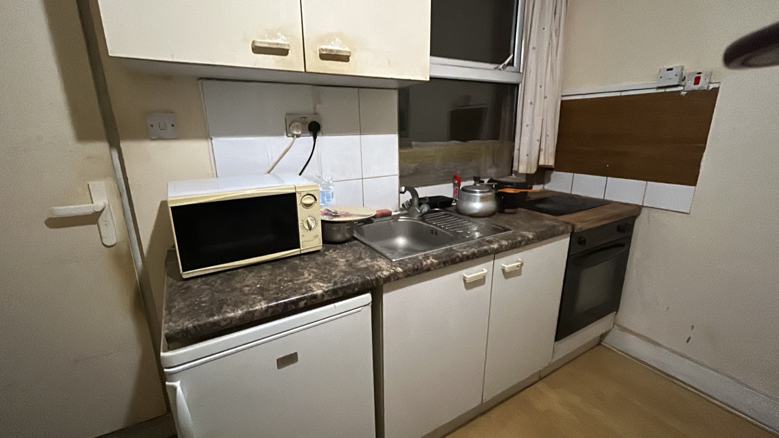 Self-Contained Studio to Rent in Hounslow, TW3 3AA