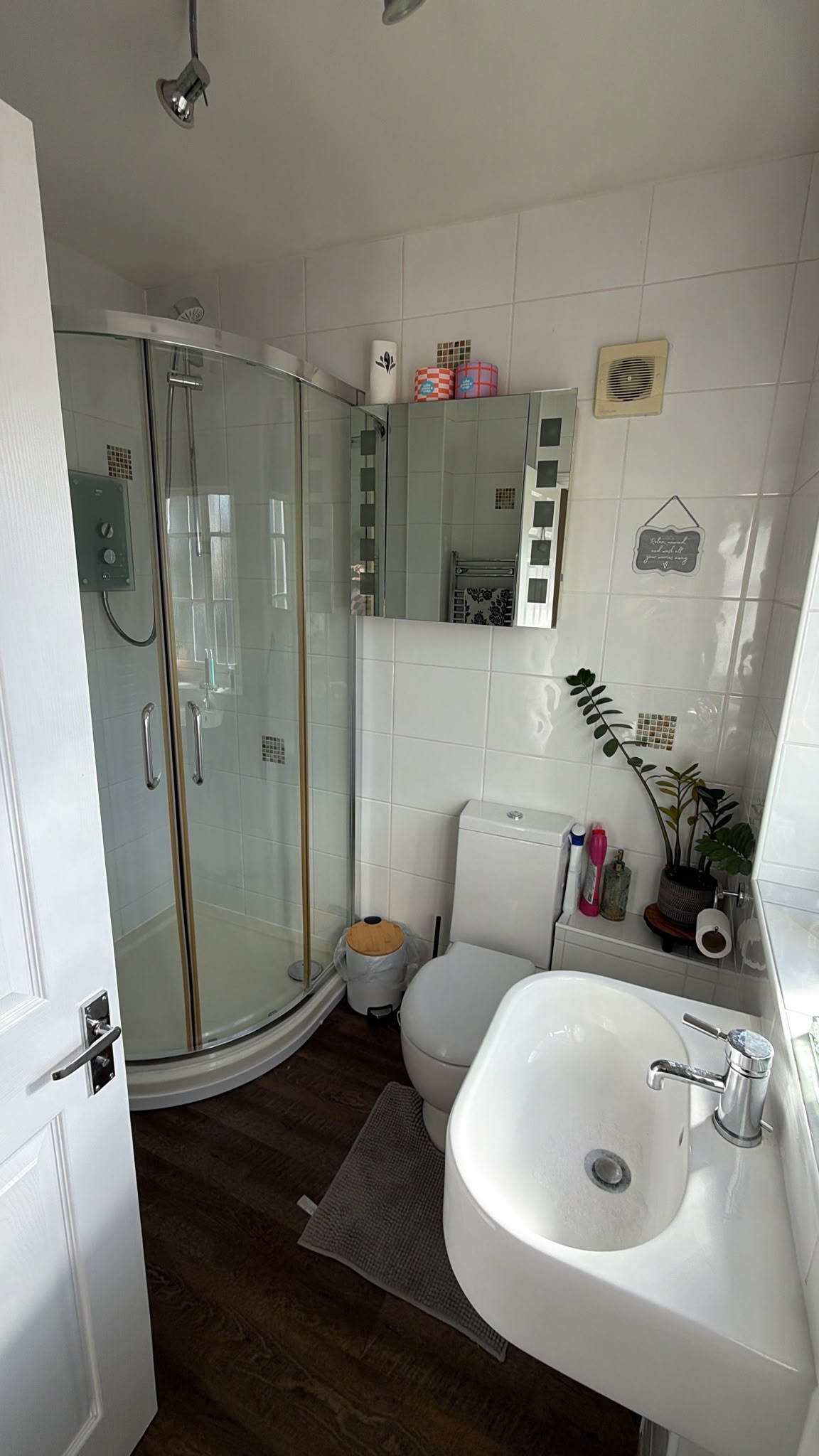 ROOMS TO RENT – SL6 3EF