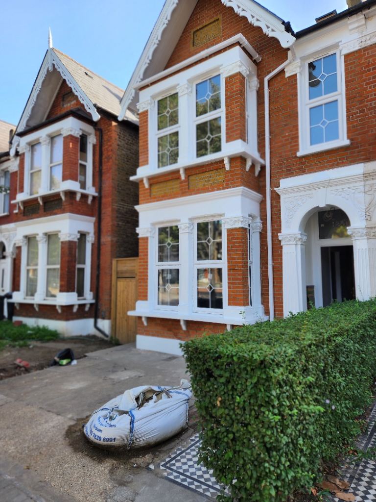 🏡 Premium En-Suite Room with Private Kitchenette in Lewisham, SE6 2DH | £1,200 PCM | All Bills Included