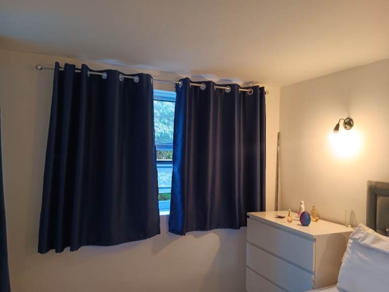 🏡 Beautiful 2-Bedroom Apartment in Hendon, NW4 1JS | £2,200 PCM | Balcony & Lift | Homeowner Guarantor Required