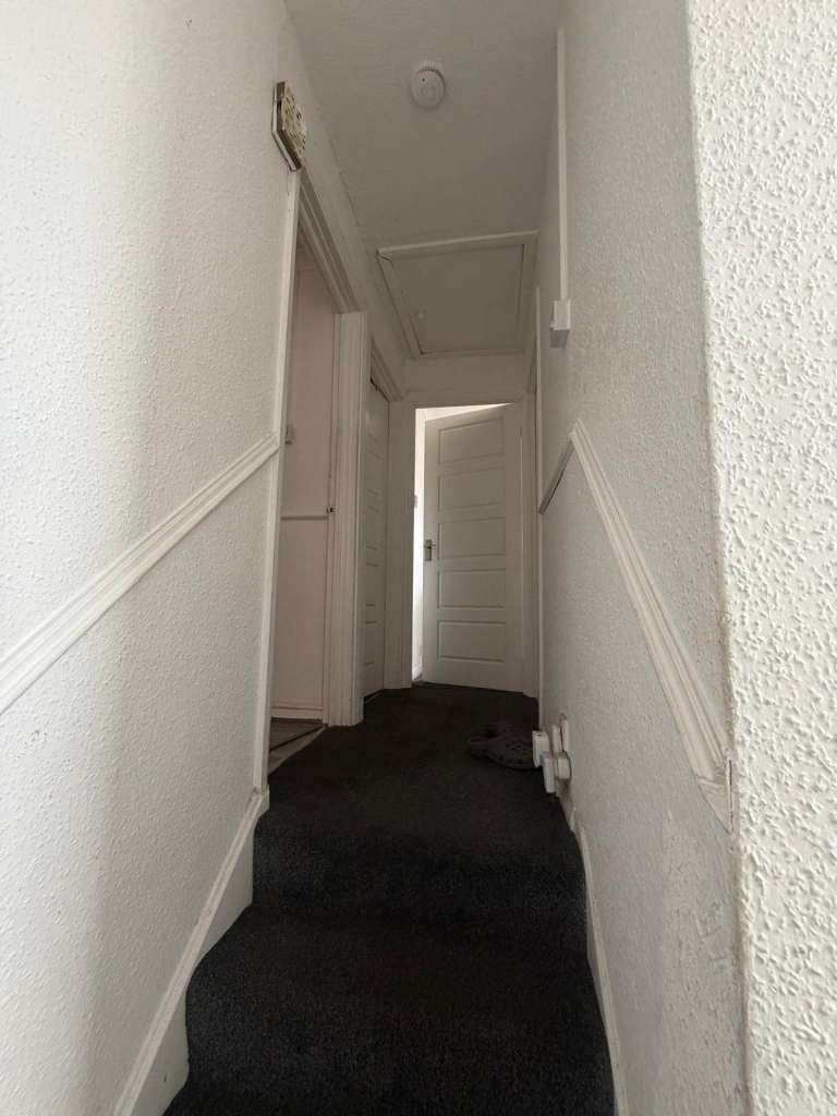 2 Bed Flat (maisonette) to rent in Harlingon (UB3 5LT)