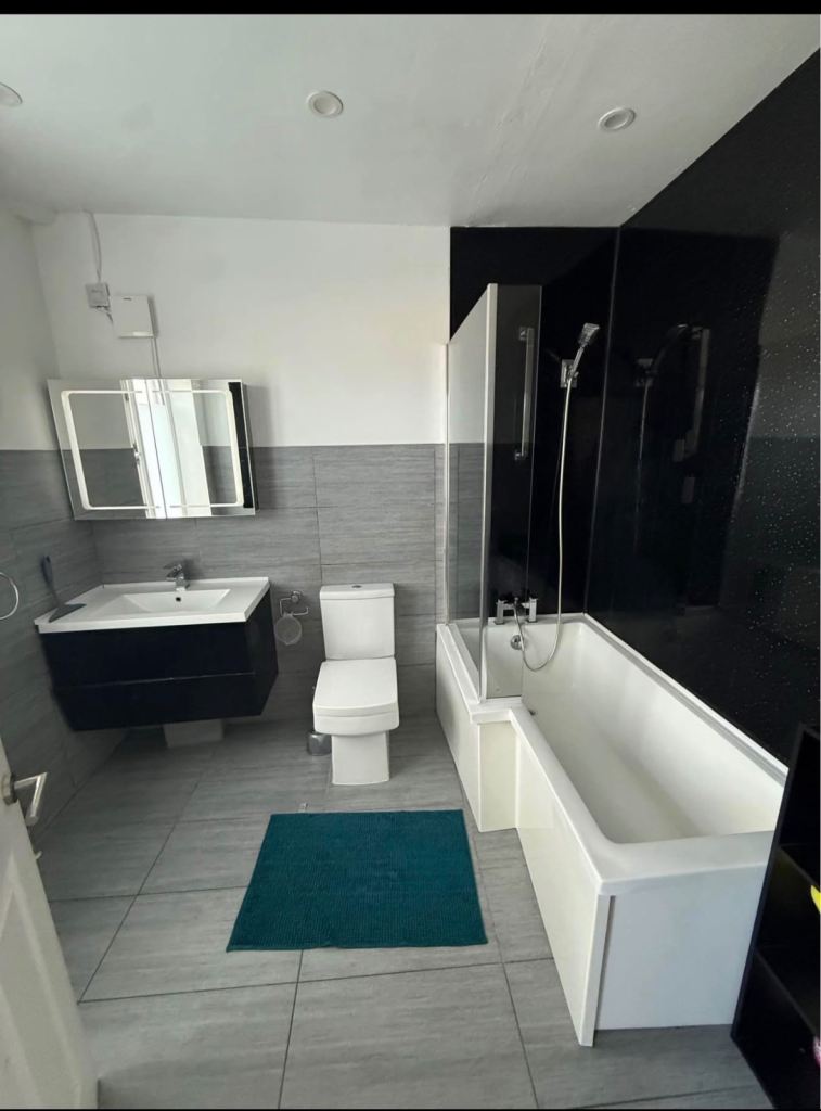 ✨ Spacios double room all bills included CV12 9AP