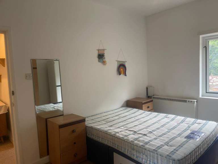 Beautiful spacious 1 bed flat in a prime location Nottingham, Nottinghamshire £940pm@NG7 2EB