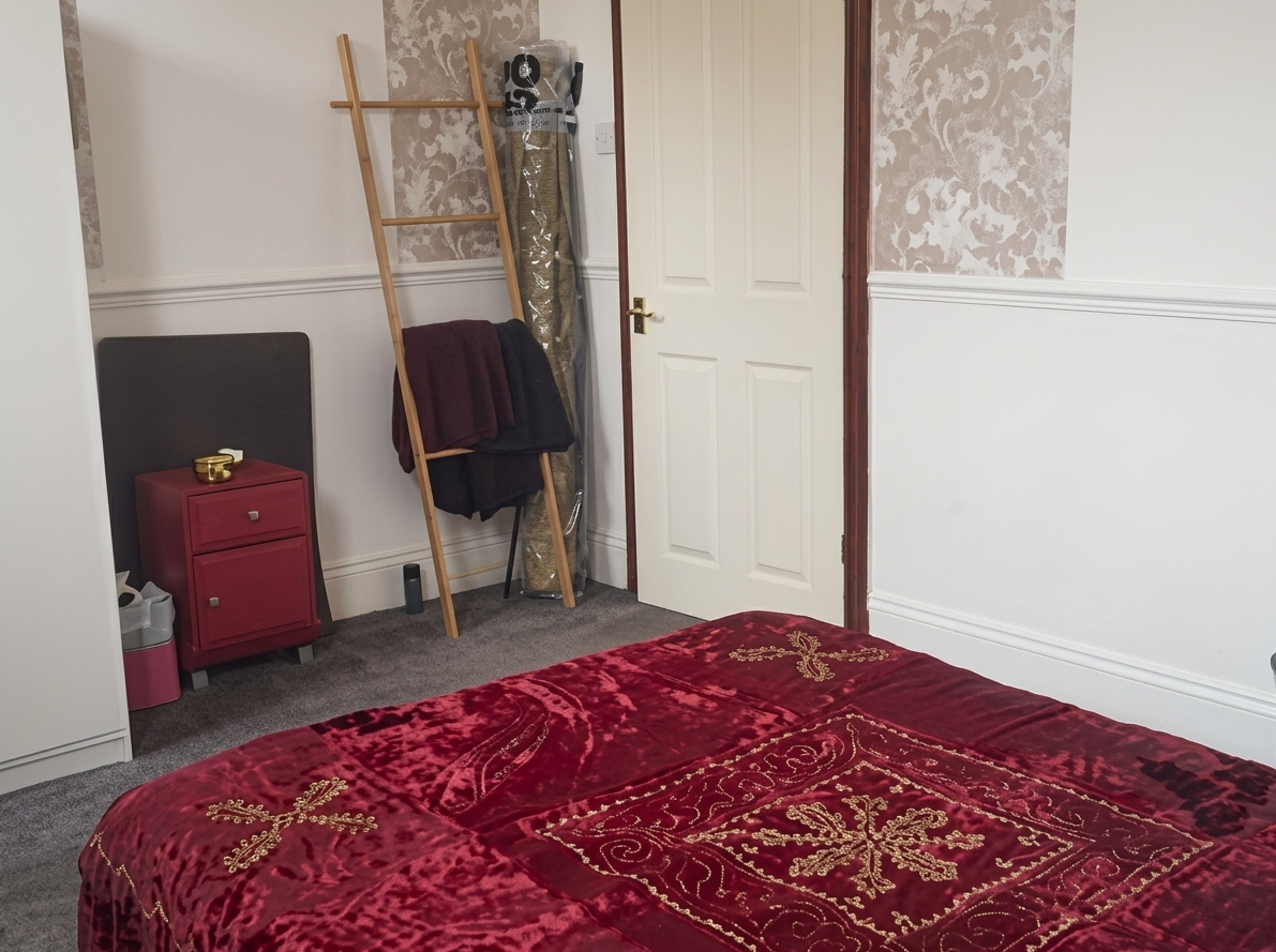 Master bedroom for single person Newham, E6 3AR
