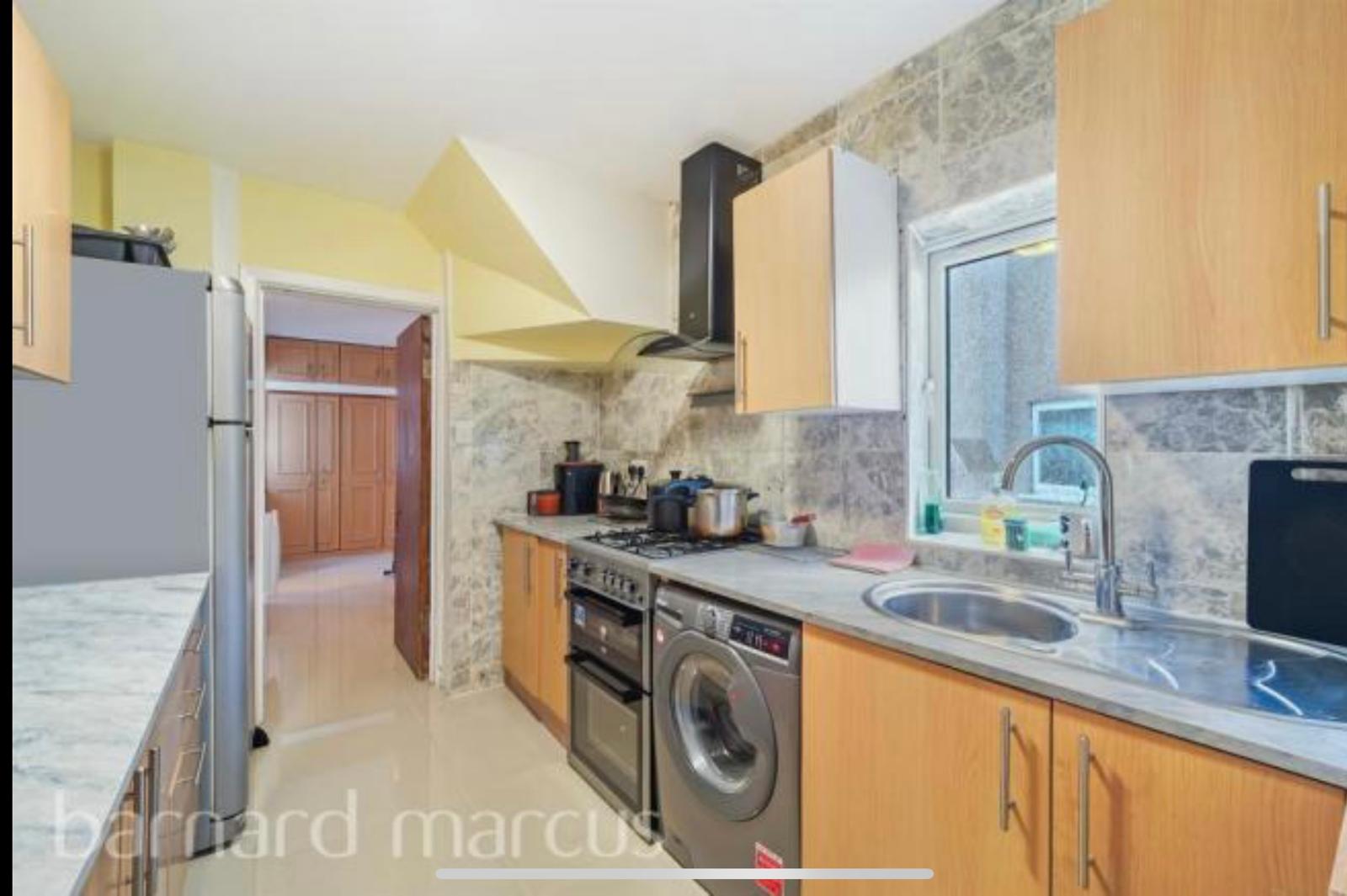 Newly Refurbished Double Rooms to Let – UB4 8DS | Couples Welcome
