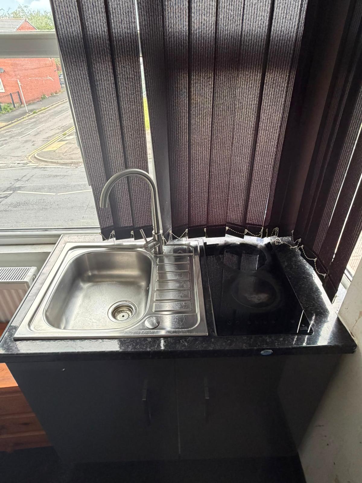 Studio is available to rent at Moston Ln M9 4HU (all bills incl)