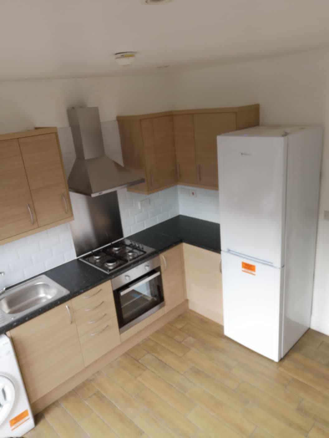 2 double rooms available to let