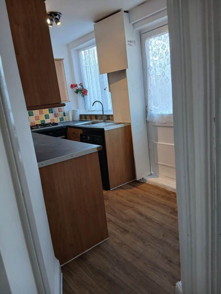 2 Double Rooms at Green Ln, Near Chadwell heath station (RM8 1DB)