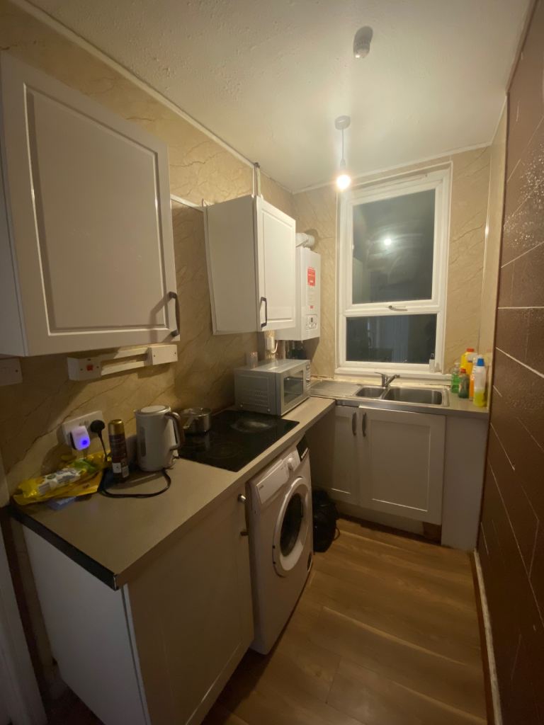 🏡 Two Extra-Large Double Rooms to Rent in Canning Circus, Nottingham – NG7 3NG