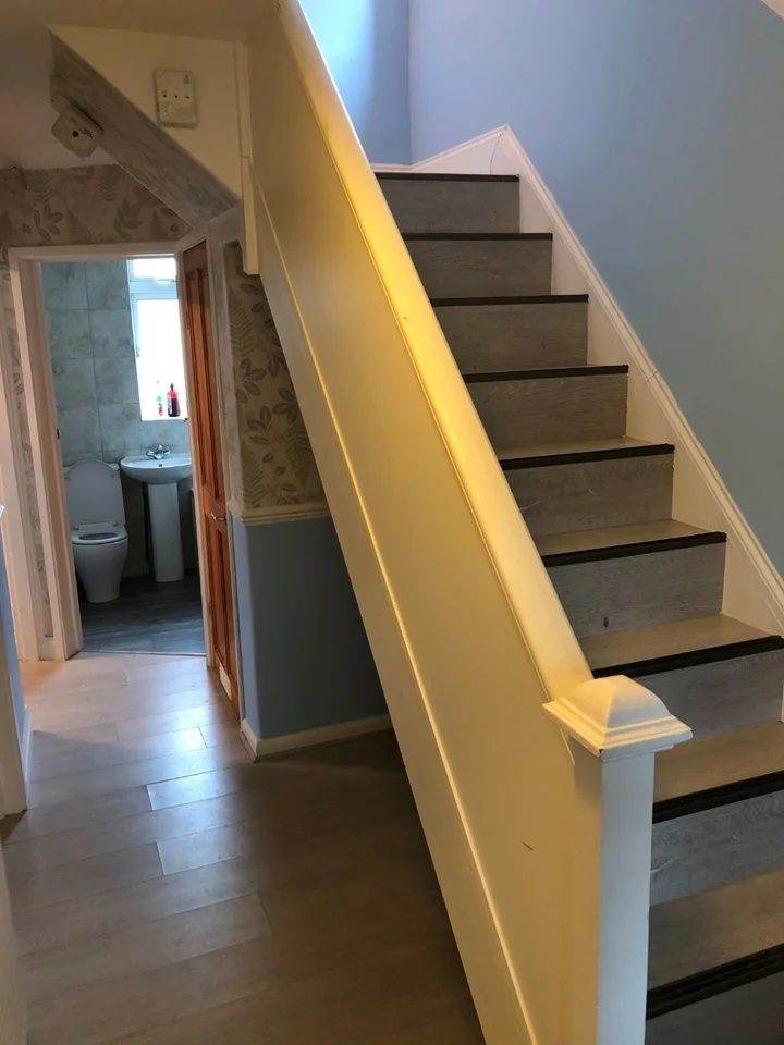 3 Bed Semi-Detached House, Robinson Road, Dagenham (RM10 7SS)