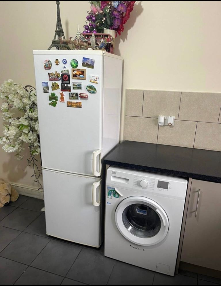 Double bedroom available in fully furnished property (UB1 1JR)