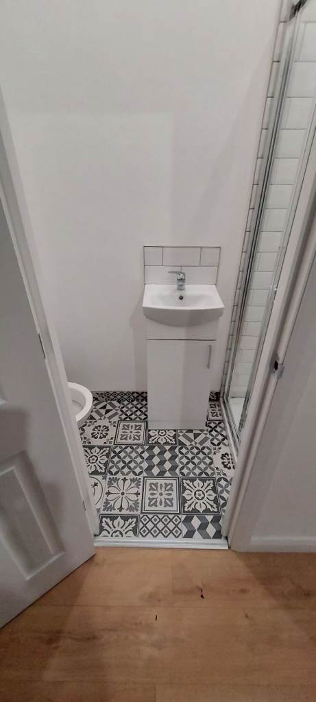 🏡 Extra-Large En-Suite Room to Rent – Bangor City Centre, BT20 3AE