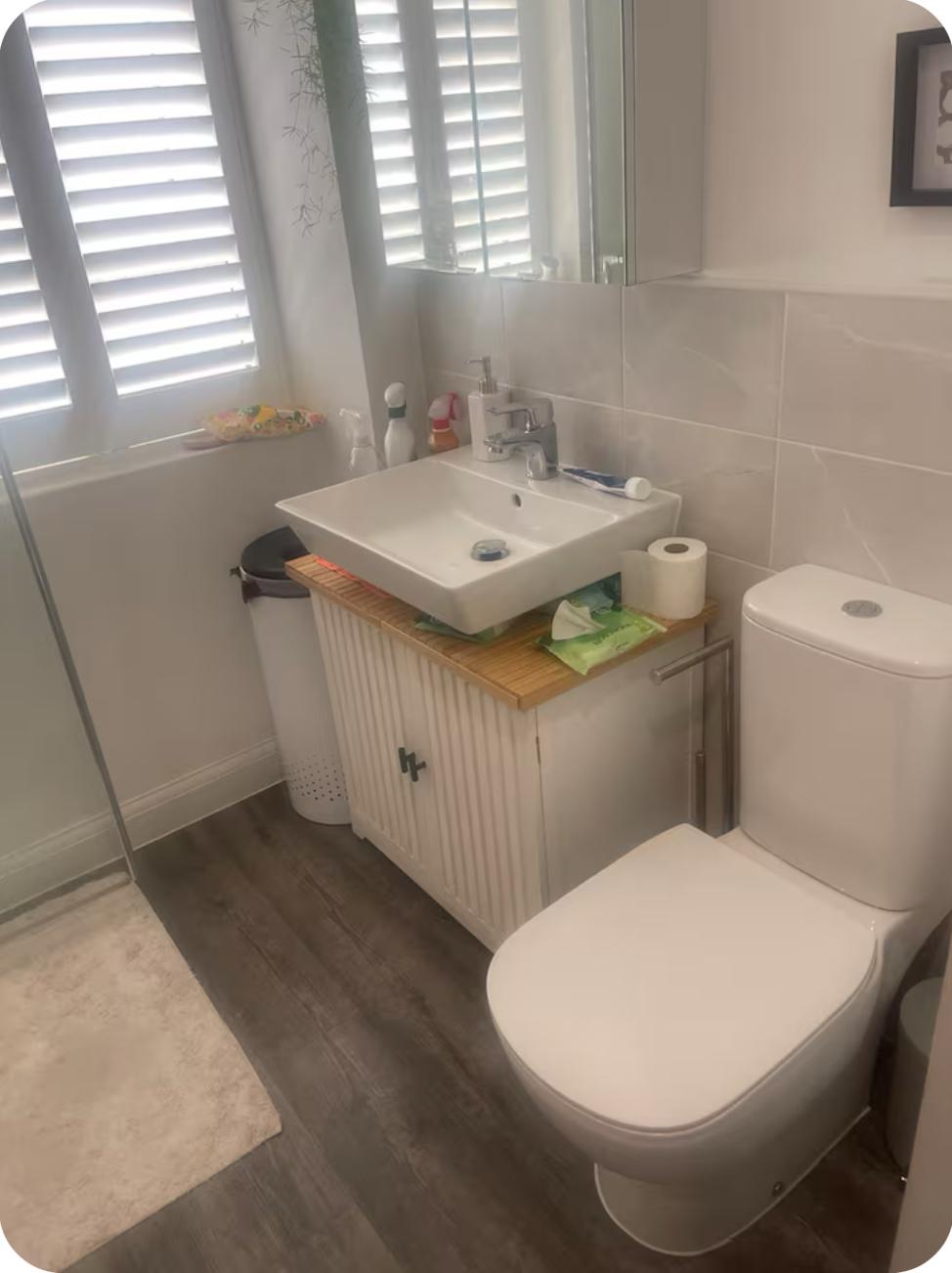 Luxurious room in a New build fully furnished (SN12 6YN)