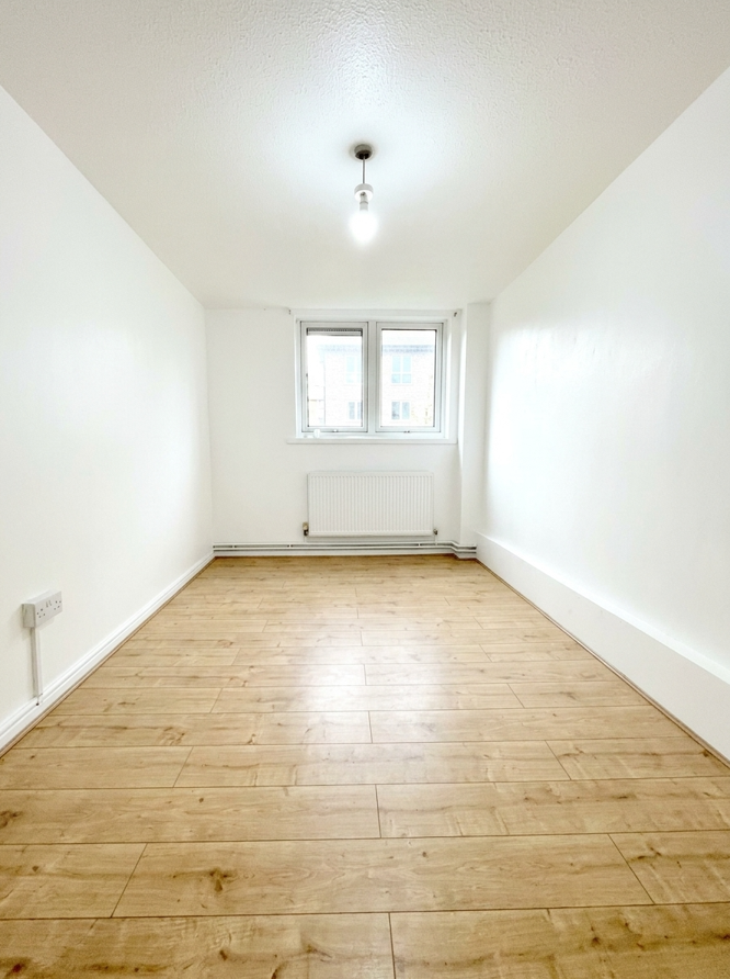 Newly refurbished two bed maisonette at Clayhall, Ilford (IG5 0SY)