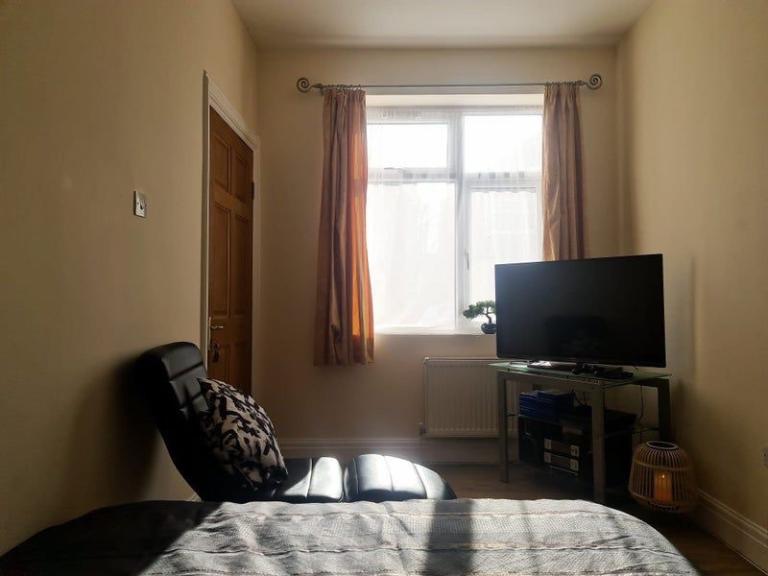 Studio to Let - Central Harrow (HA1 1SZ)