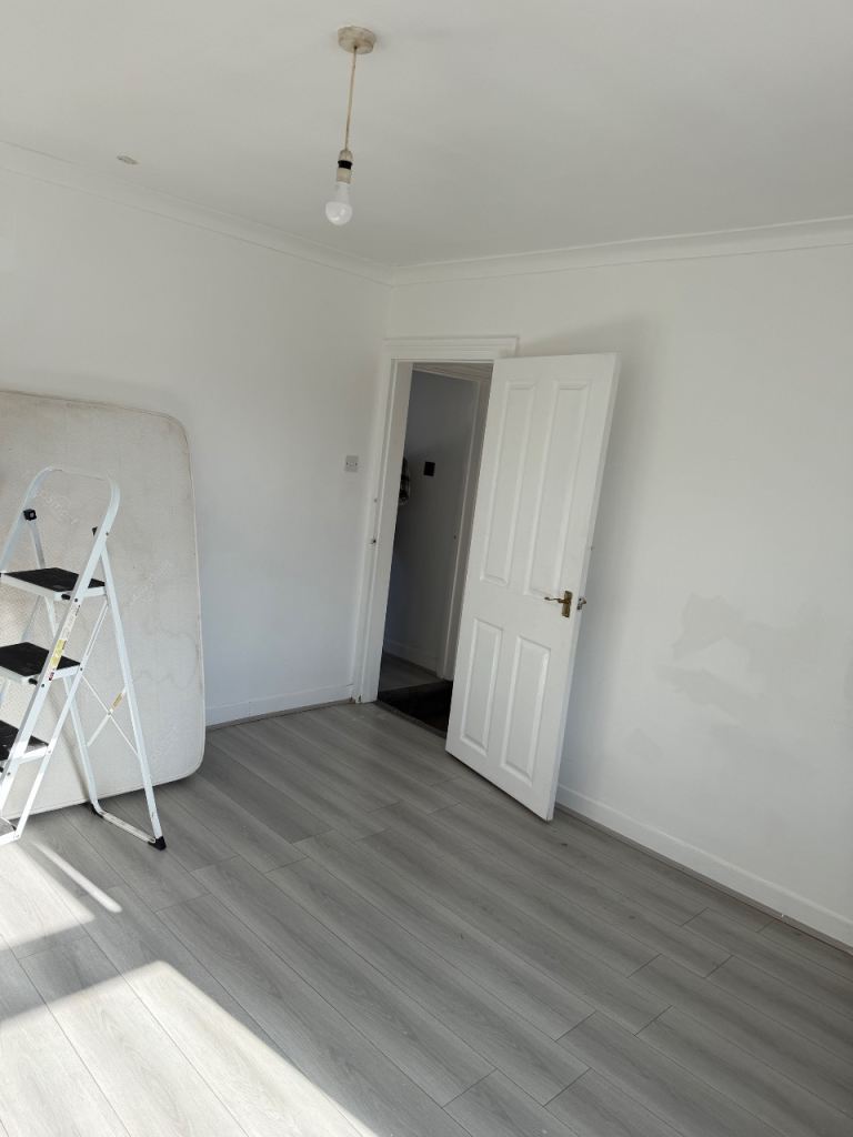 🏡 Spacious 3 Bedroom House To Rent – Aveley RM15 4SJ  📍 Mill Road, Aveley, Essex