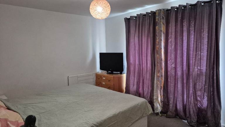 Large Double Room (CB4)