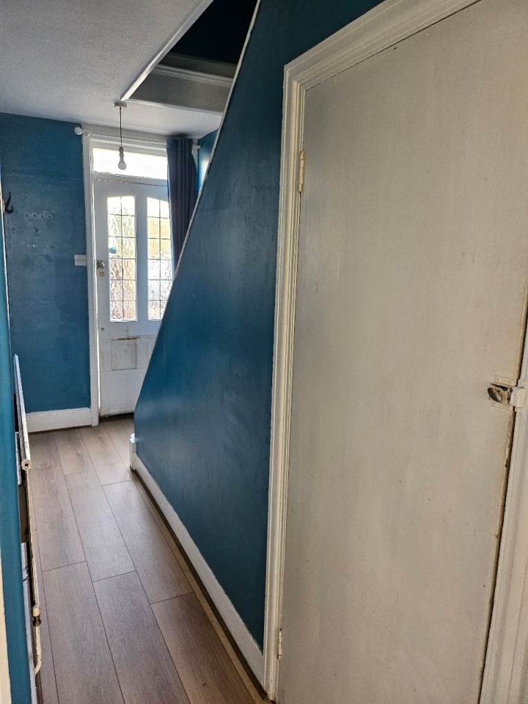 Spacious Two bedroom En-terraced house to let - Chatham ME4
