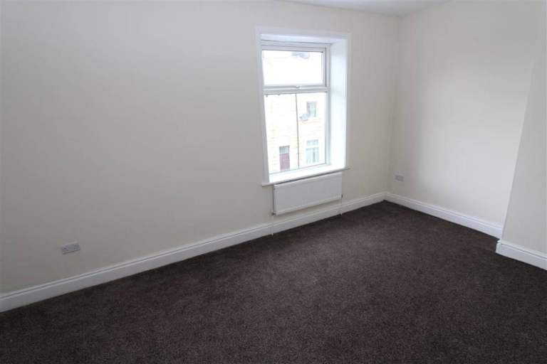 2 Bedroom House To Let at West st, Nelson, Burnley – £500 PCM BB9 7TL