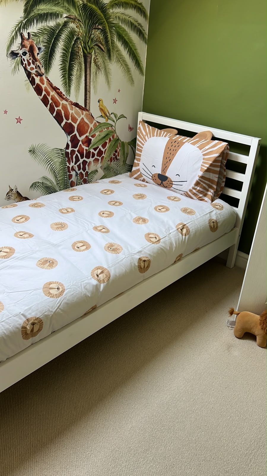 ROOMS TO RENT – SL6 3EF