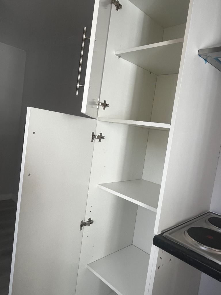 Self-contained Studio with separate entrance in Hornchurch (RM12 4DB)