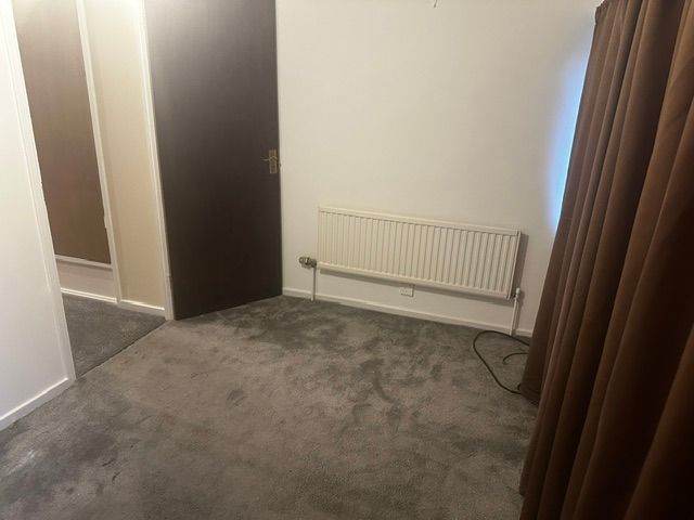 4 bed house For Rent in Mitcham CR4 1JX