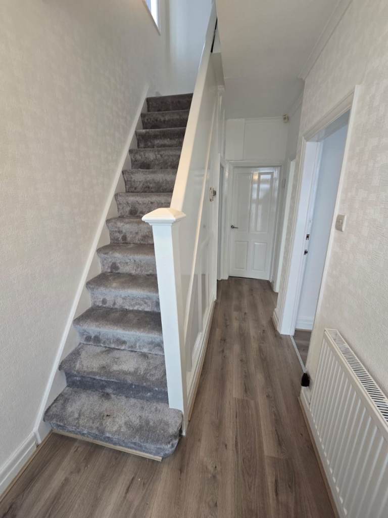 🏡 Spacious Furnished Double Rooms to Rent – Kirkland Avenue, Mansfield NG18 5QP