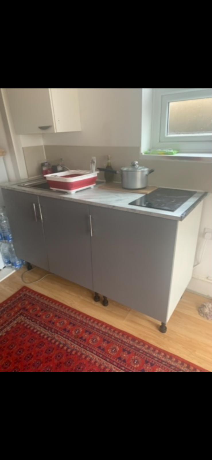 GROUND-FLOOR STUDIO WITH PRIVATE GARDEN | UB4