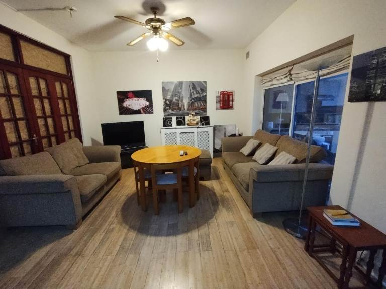 Lovely room in an AMAZING House Heathrow, London £700pm(TW5 0QJ)