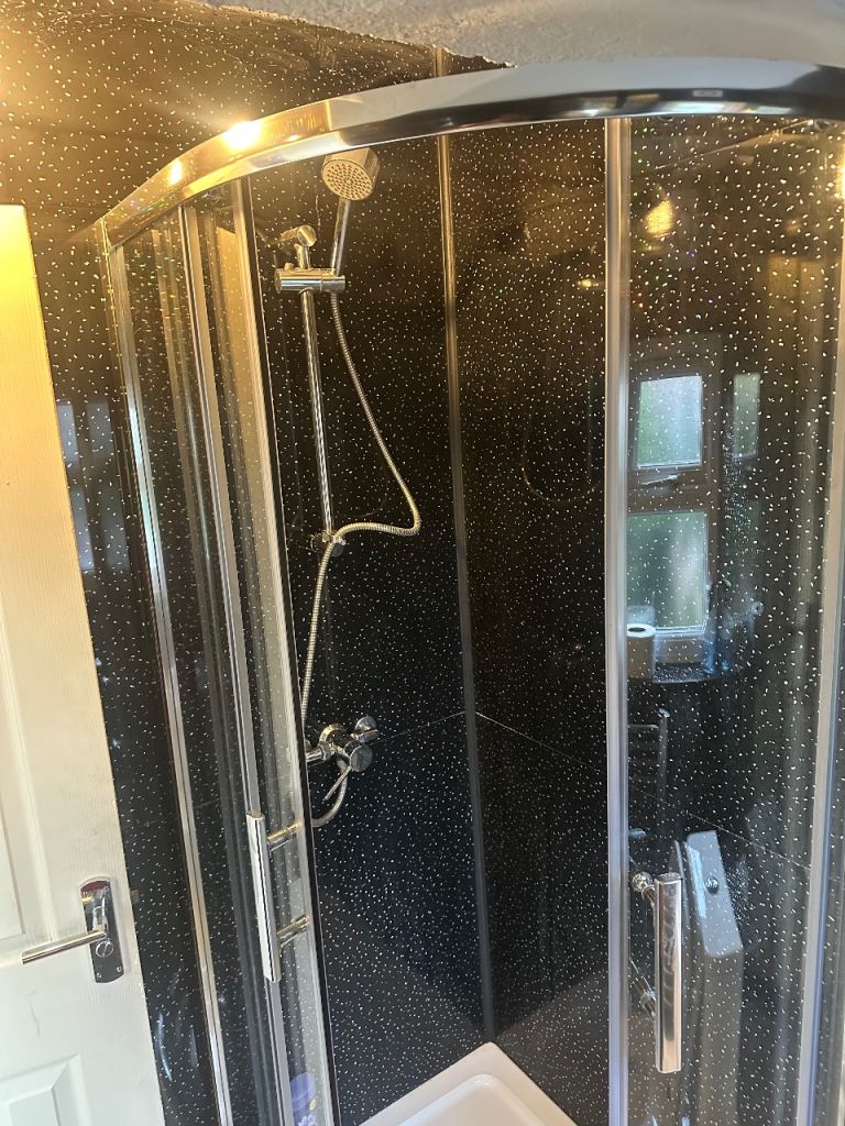Furnished Cosy Double Room Off Long Riding SS14