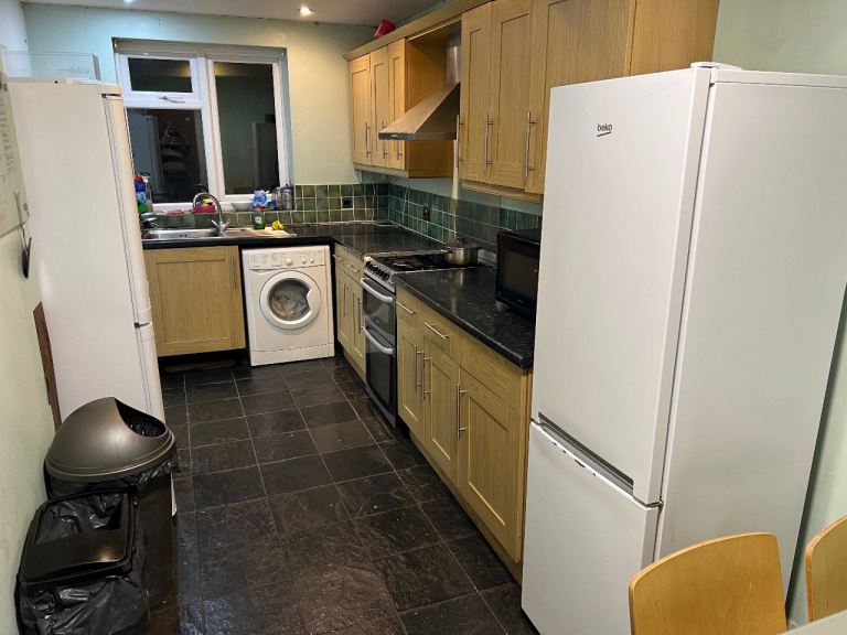 Double bedroom for rent (BS7 0QP)