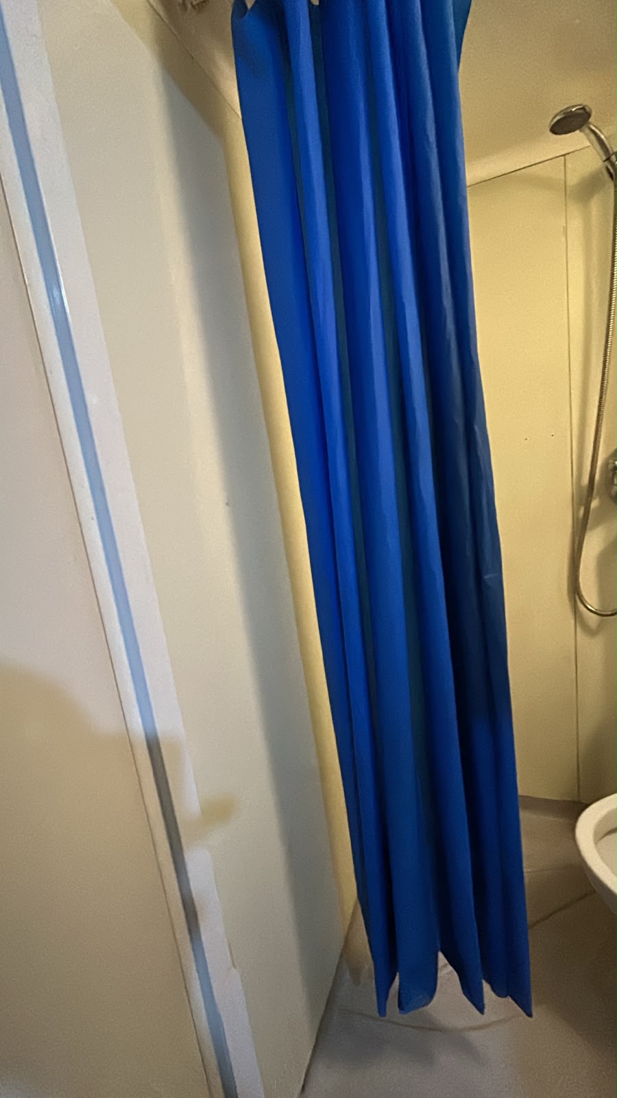 Self-Contained Studio to Rent in Hounslow, TW3 3AA