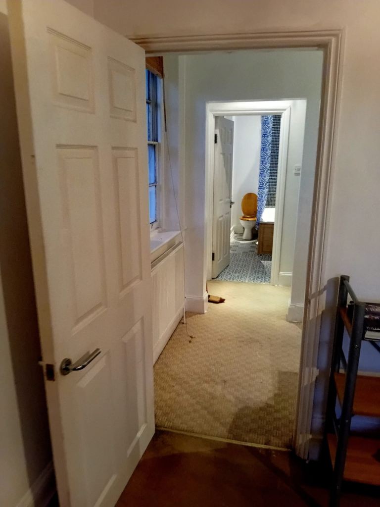 Newly Refurbished Double Room in Sydenham – £999pcm | Great Transport Links! 🏡(SE26 4EQ)