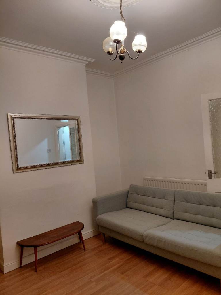 2 Rooms for a let (B11 3LQ)