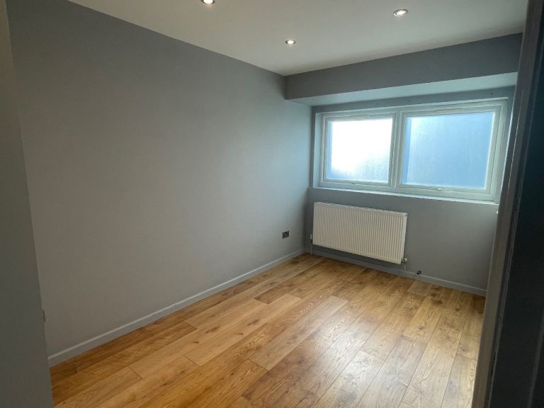 🏡 Spacious 4 Bedroom House To Rent – Osterley, Hounslow  (TW7 4RJ)