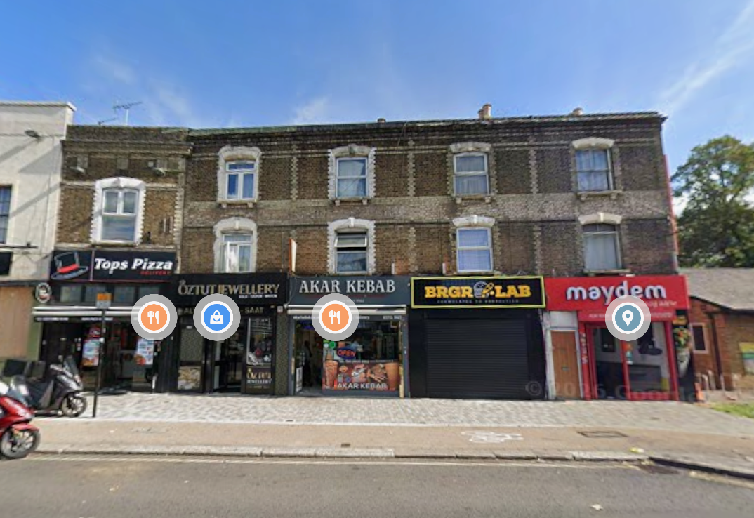 🏡 2 Bedroom Property with Spacious Living Room – Hertford rd, Enfield EN3 5JF  📍 Enfield, London 💷 £2,050 PCM