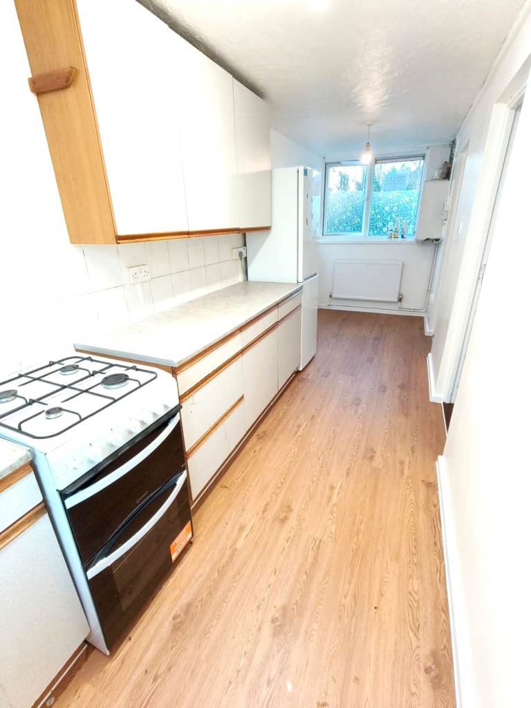 Newly refurbished two bed maisonette at Clayhall, Ilford (IG5 0SY)