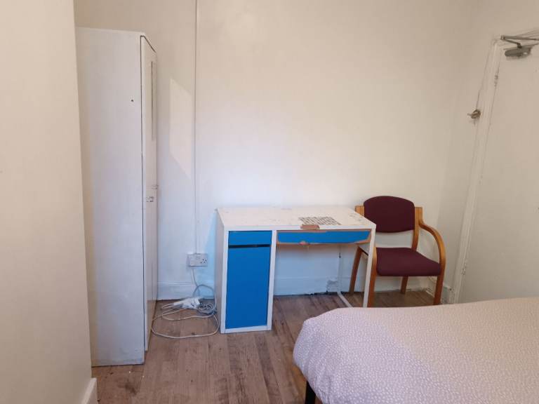 Double room to let at Green st, Upton Park E13 9DA