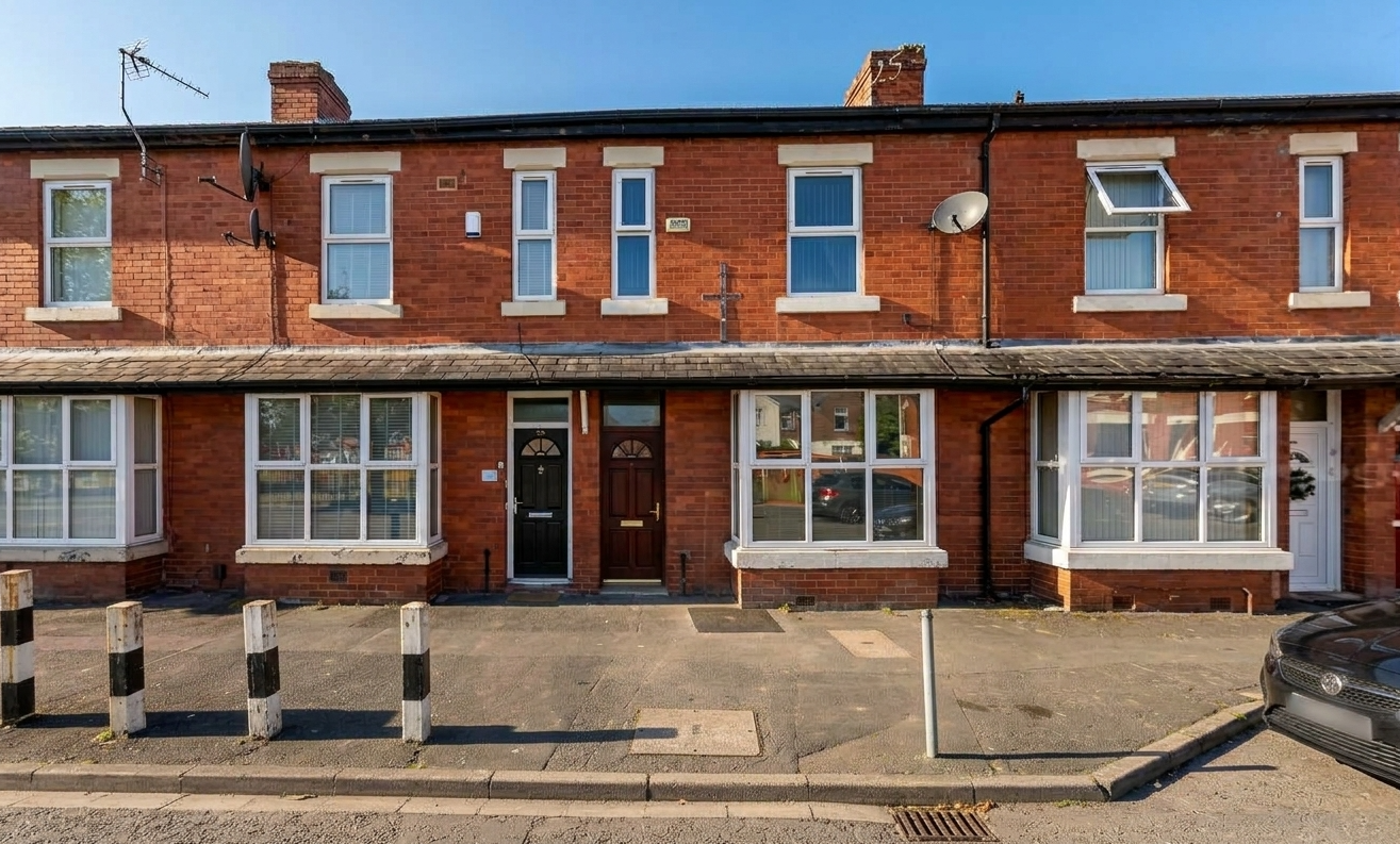 Single & Double rooms at Rosebery st, Rusholme M14 4US