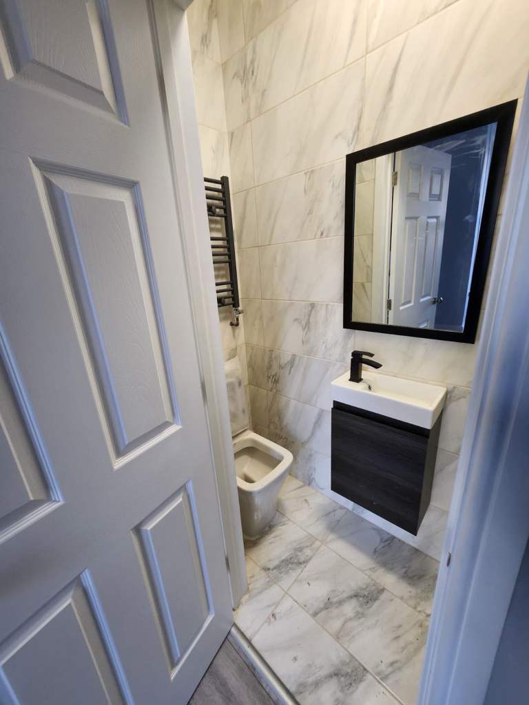 🏡 Premium En-Suite Room with Private Kitchenette in Lewisham, SE6 2DH | £1,200 PCM | All Bills Included